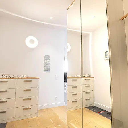 Apartment First Diamond