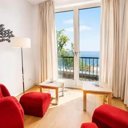 Apartment First Diamond